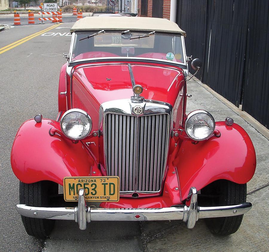  MG TD Roadster 1953 года  (фото 6 из 9)